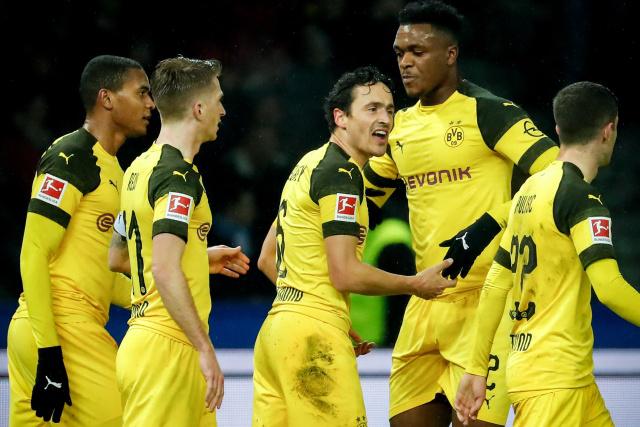 欧文末节超神东契奇22+15 独行侠险胜雷霆2-1