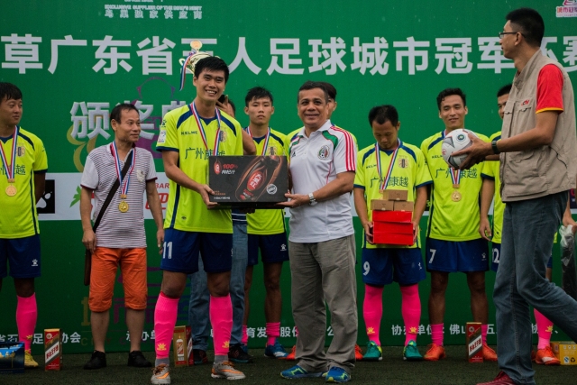 穆帅：我每天都在努力学习和适应土耳其足球